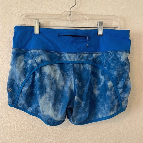 Lululemon Athletica Blue Cloudy Women's Athletic Shorts - Picture 2 of 4